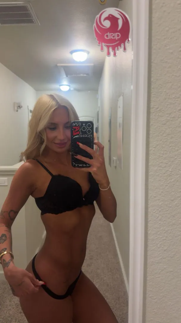 Indiana - arrow up if you'd actually down to fuck a lonely hotwife after dinner