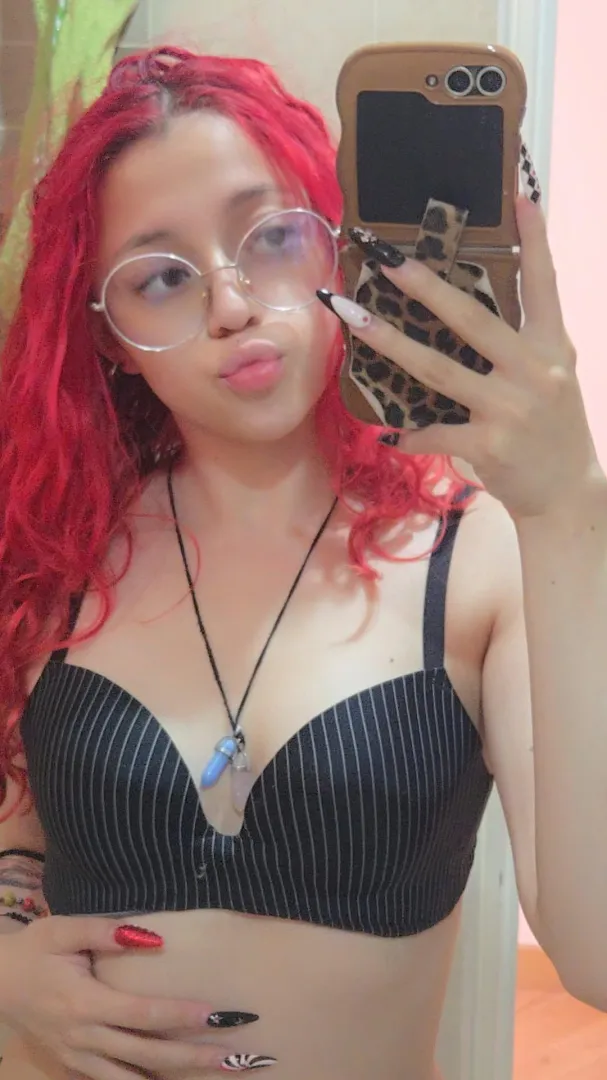 Is 4'8'' an ok size to become a bambi?