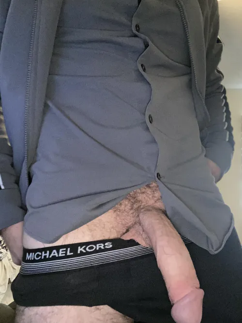 Is there really women out there that would watch me drain myself? D M 44 West Palm