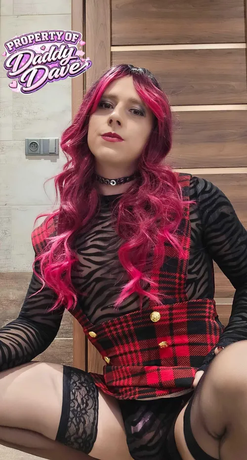 It took a while but I waited very patiently for this. Poor innocent Ceska to fall into my trap  now this beautiful scene belongs to me and the Harem. She's going to make it perfect sissy slave