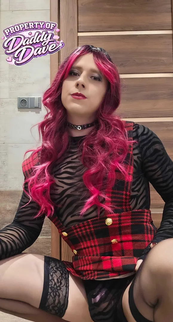 It took a while but I waited very patiently for this. Poor innocent Ceska to fall into my trap  now this beautiful scene belongs to me and the Harem. She's going to make it perfect sissy slave