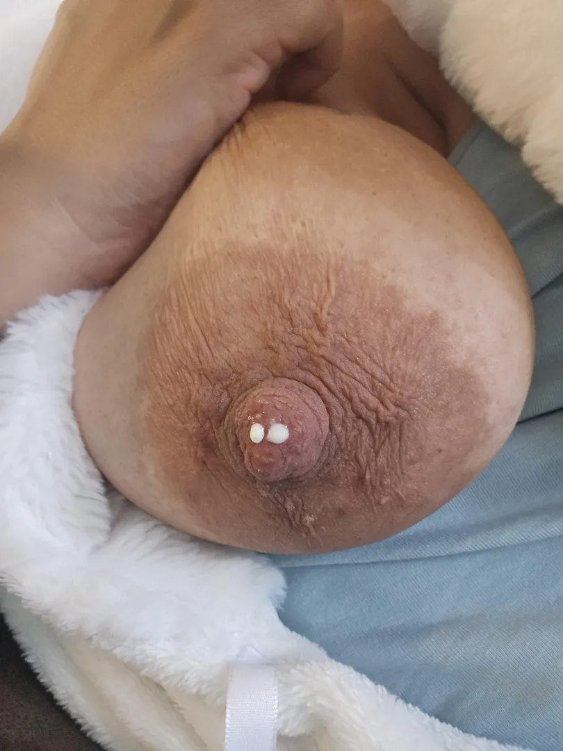 Its cold AF but my milk is warm 