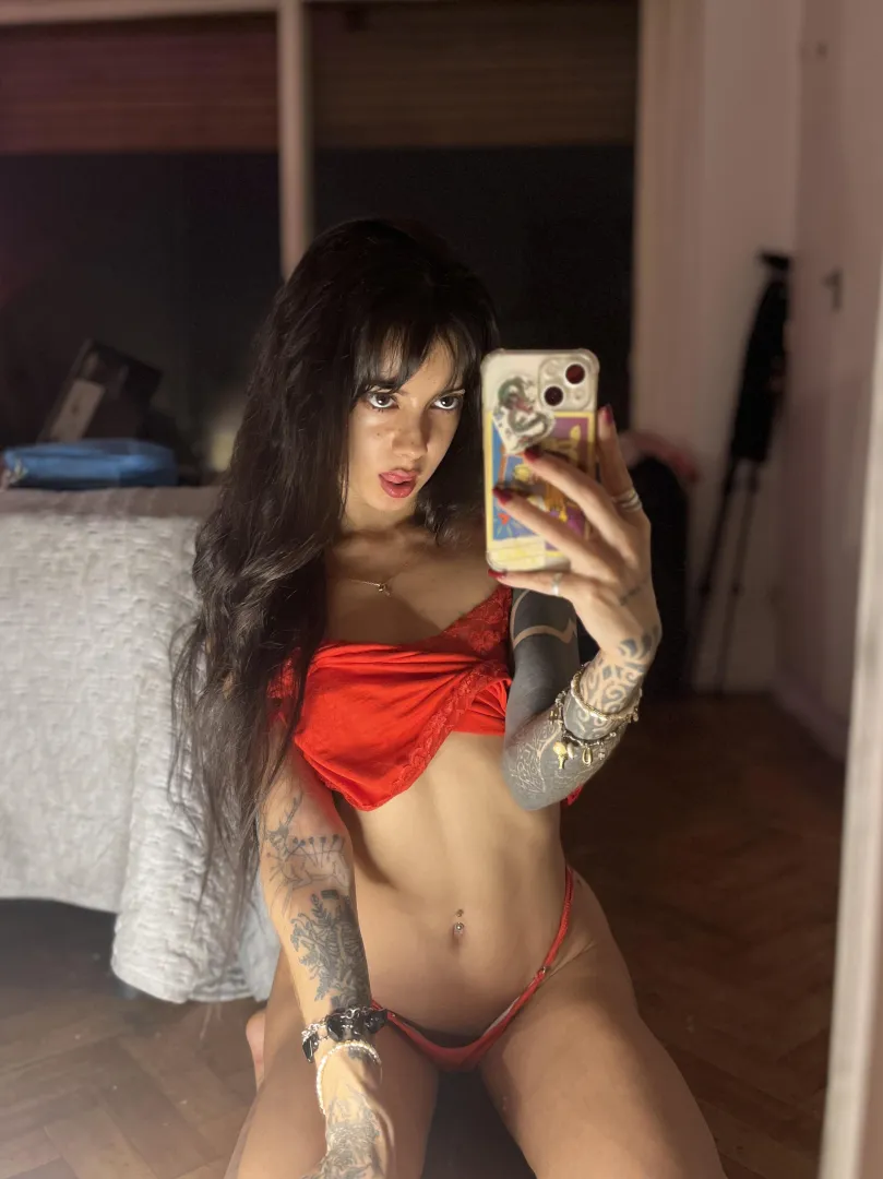 it’s my first post here hi <3