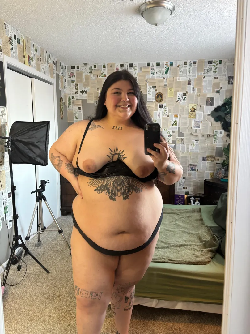 It’s so cold here! Warm me up! 