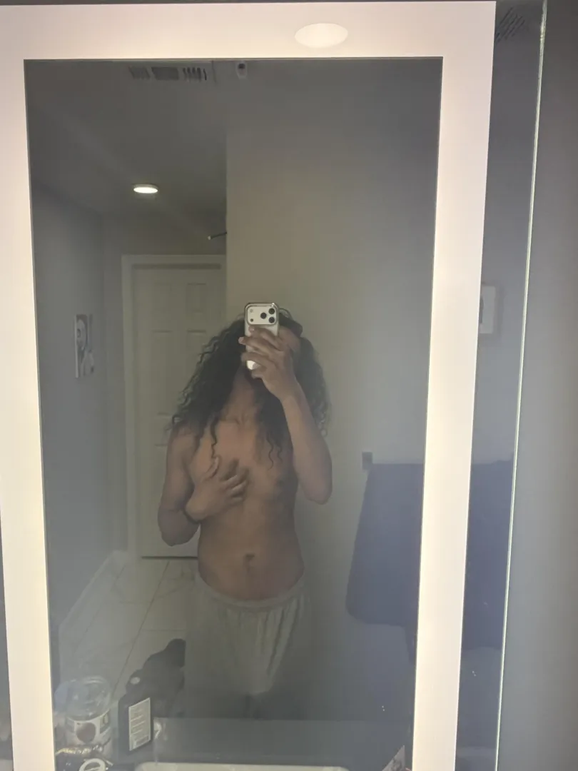 It’s totally true what they say about skinny guys 