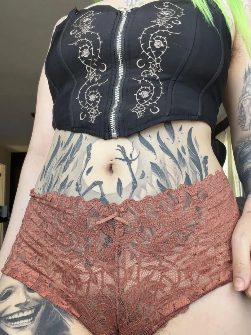 I’ve been told my navel is sexy when I wear crop tops. What do you think