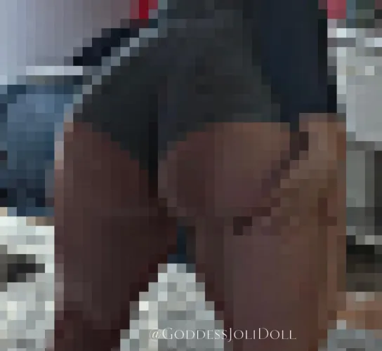 Jeans short are sexy