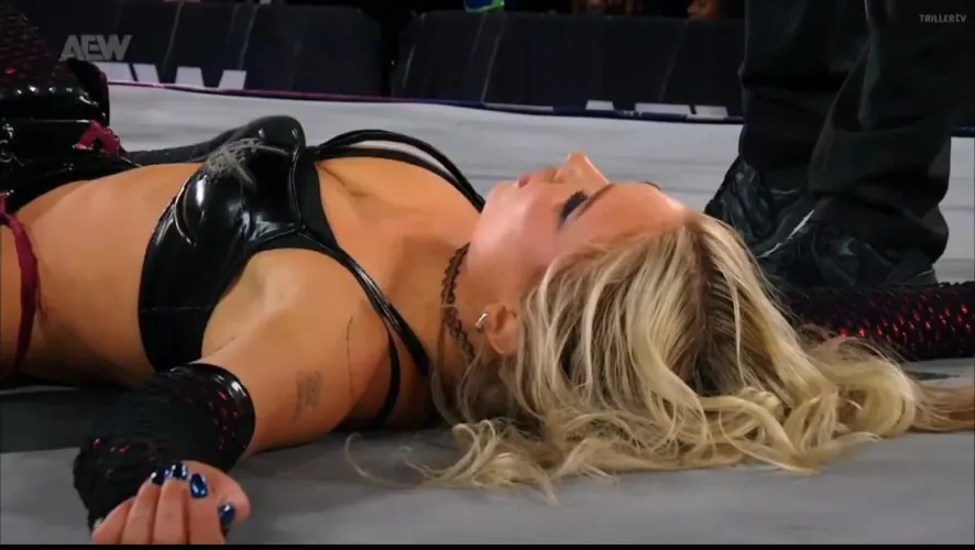 Julia Hart unconscious