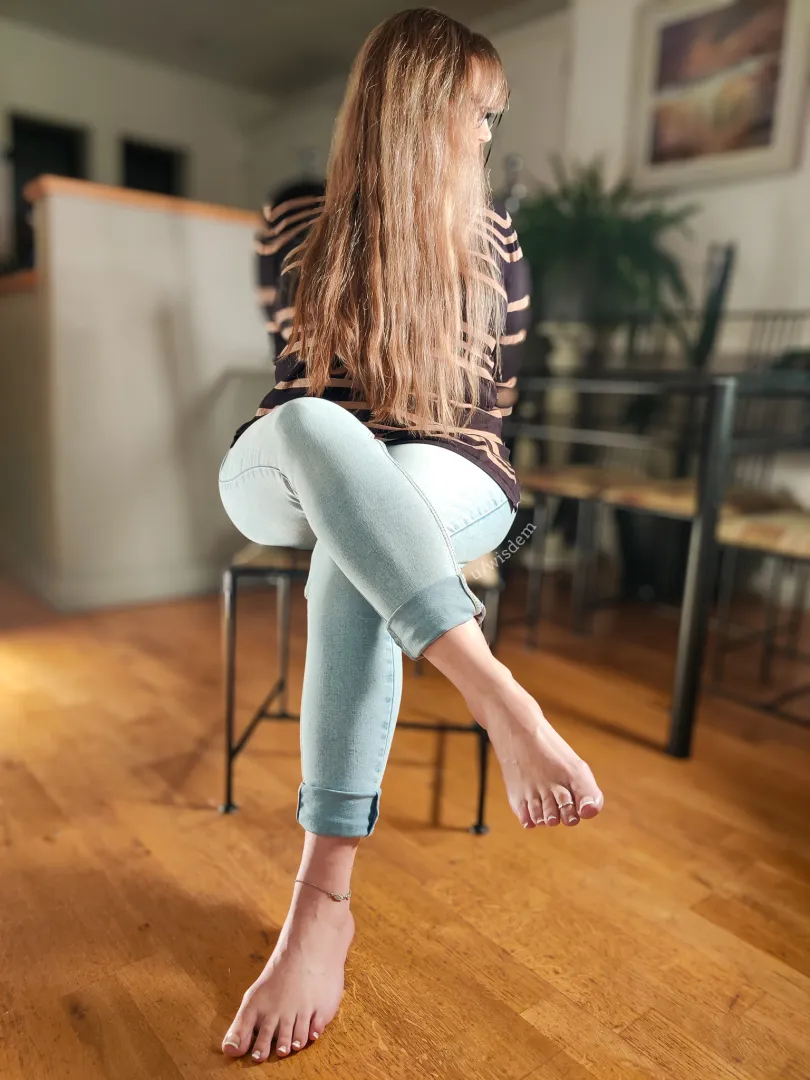 Just a British girl who loves French nails 