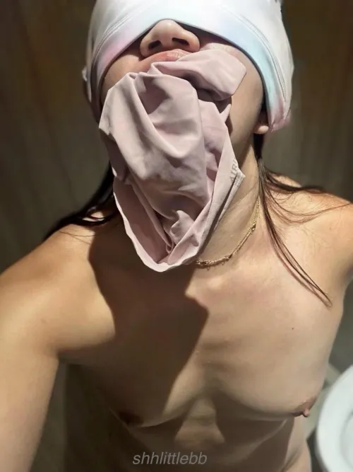 just a dumb slut who needs to be bred 🥺