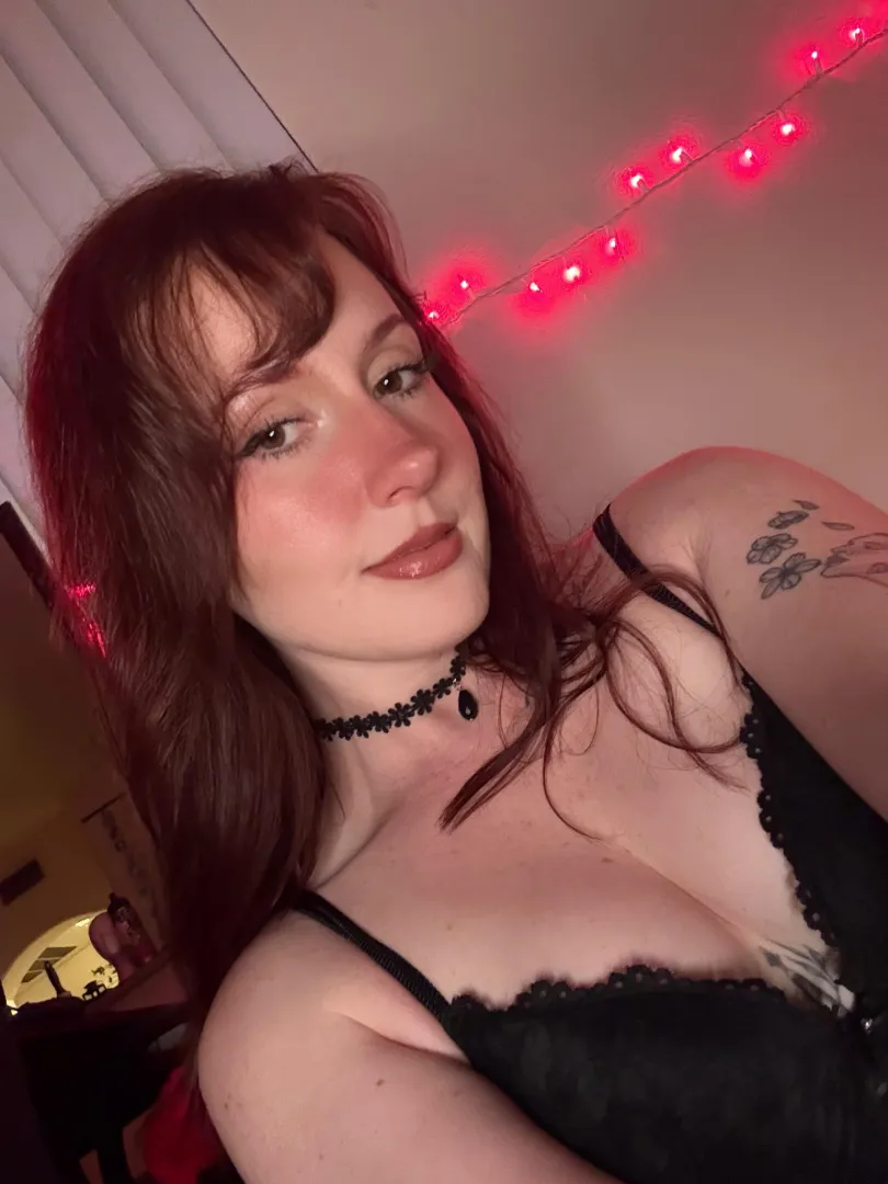 Just a girl that loves obscure horror films/games