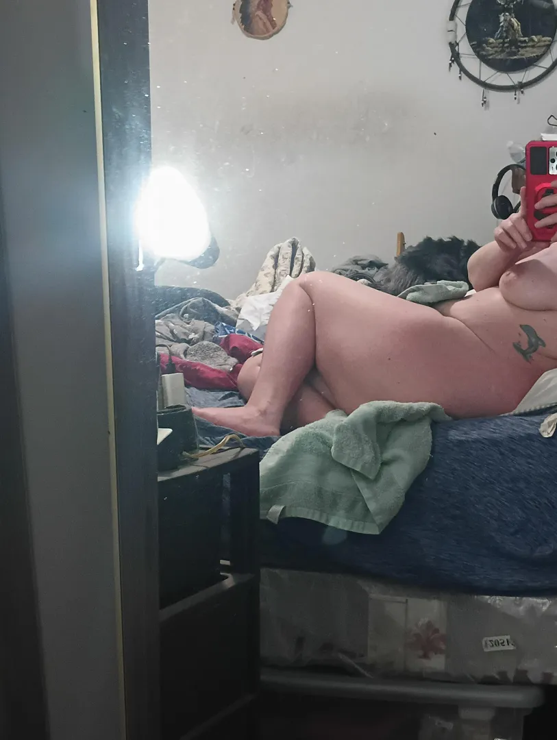 Just a Libra milf here