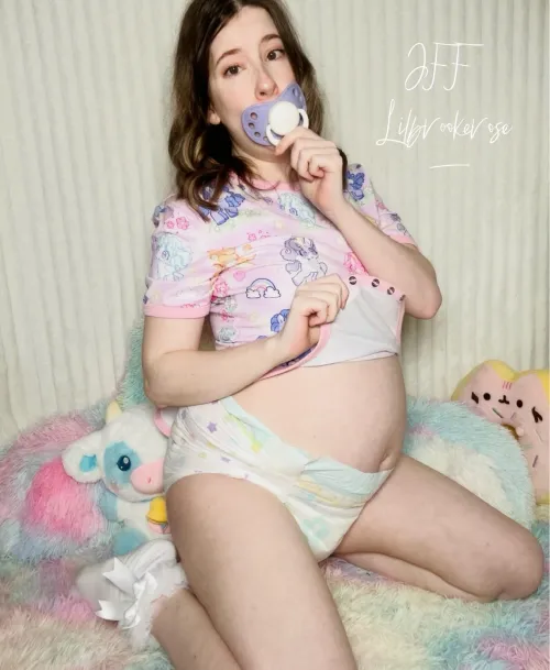 Just a lil preggo baby.