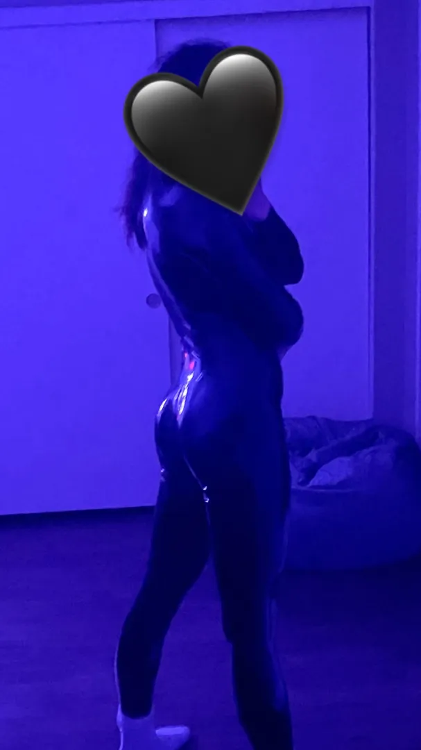 Just after taking this photo i found a tear 