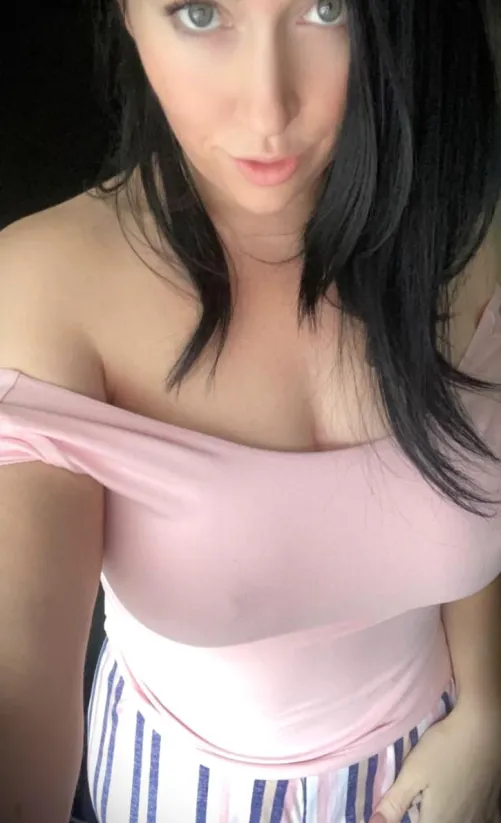 Just be honest, would you fuck a 34 yo milf?
