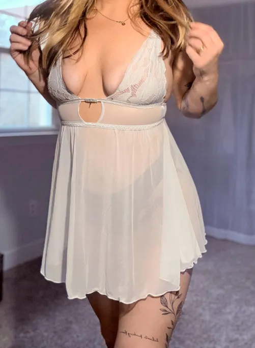 Just being a girls girl🩵