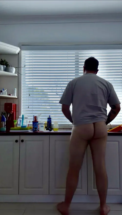 Just doing the dishes - Winnie the Pooh style