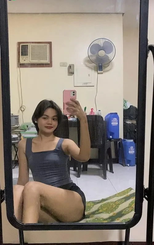 Just don’t mind the background 