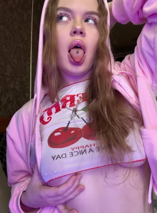 Just felt that sweet rush from my fuller lips