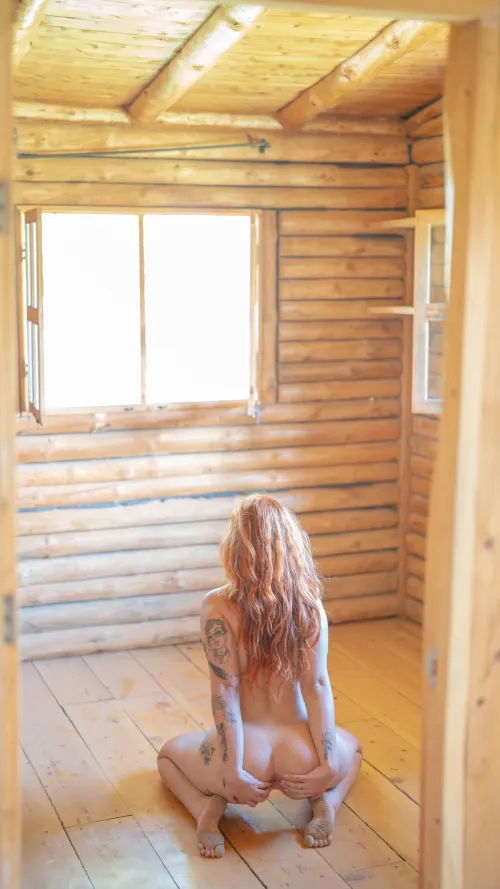 Just found out I'm obsessed with taking photos in a cabin