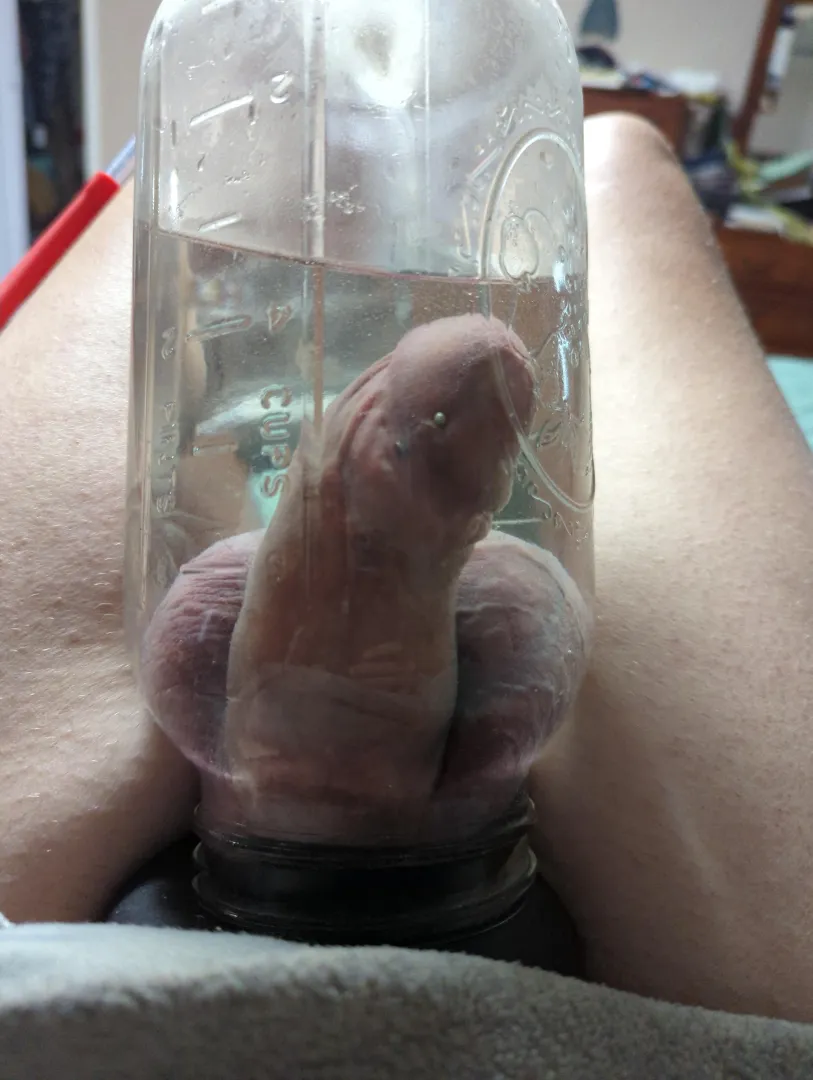 Just getting started on my morning pump anyone else pumping this morning