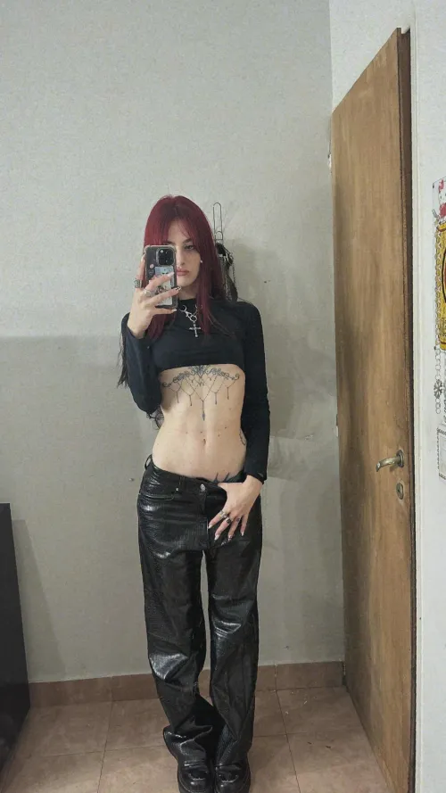 Just seeing who’s awake replying on lg: Iunarumes