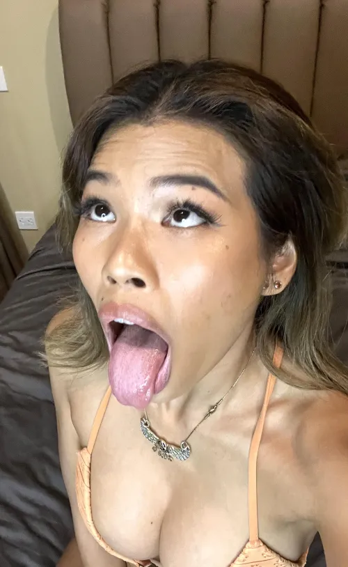 Just waiting for you to load it with thick ones