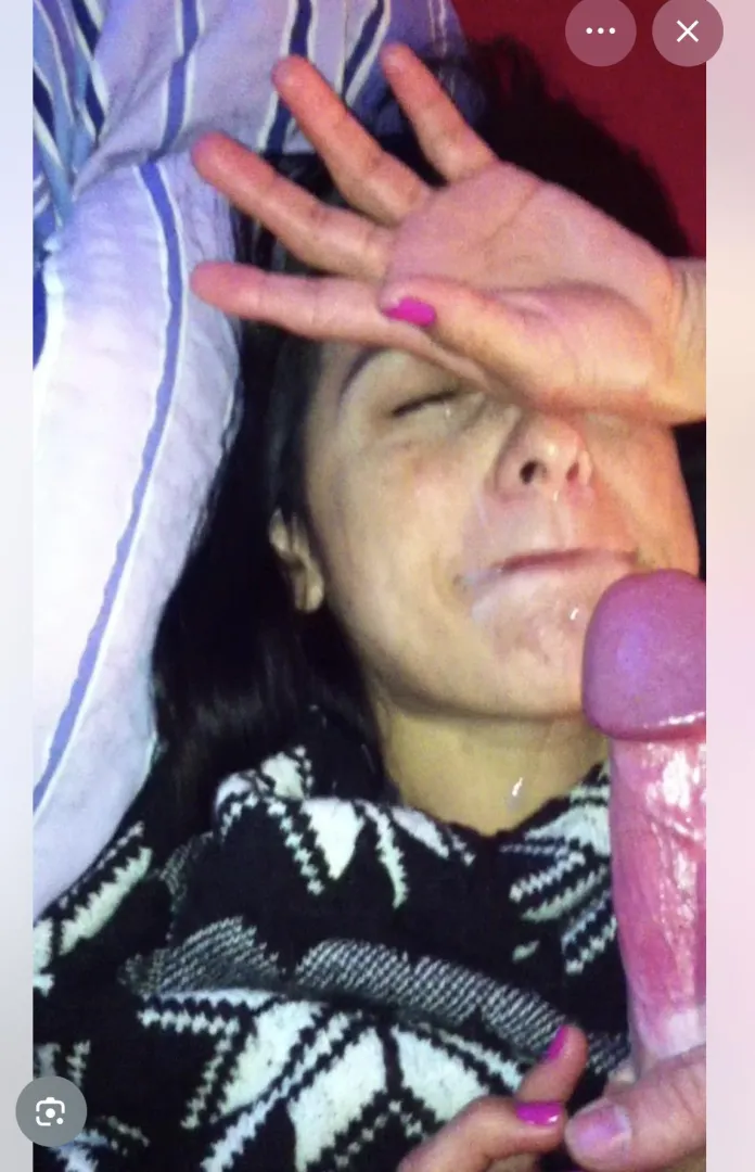 Kinda Look Like Bayley with cum on face!