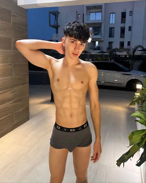 Kiss me everything that I would like