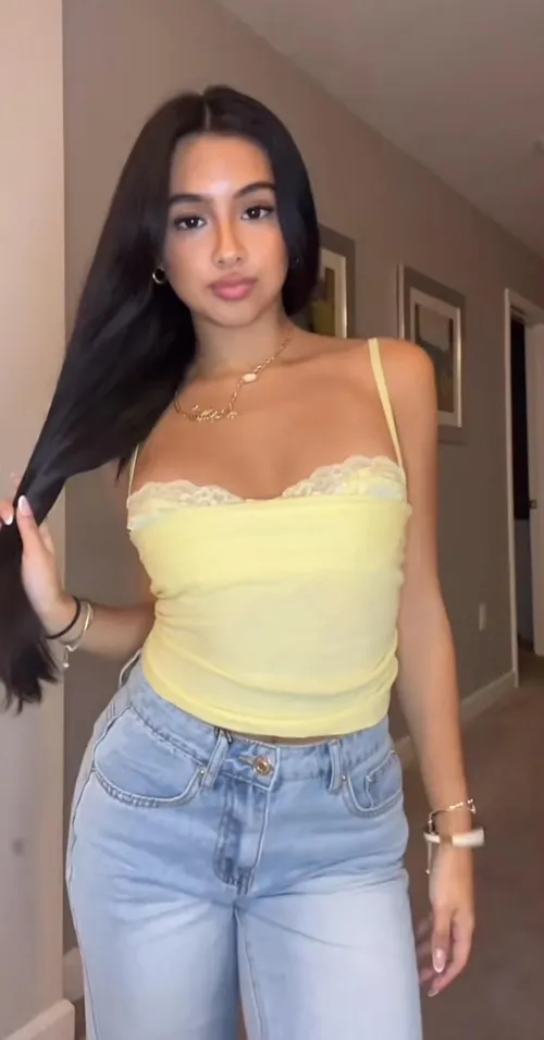 Kneel better. You’re embarrassing yourself in front of your Latina Mistress