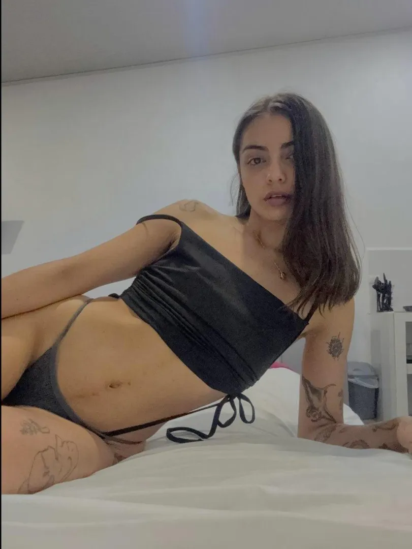 Kom og knull meg som om jeg bare er et hull for deg