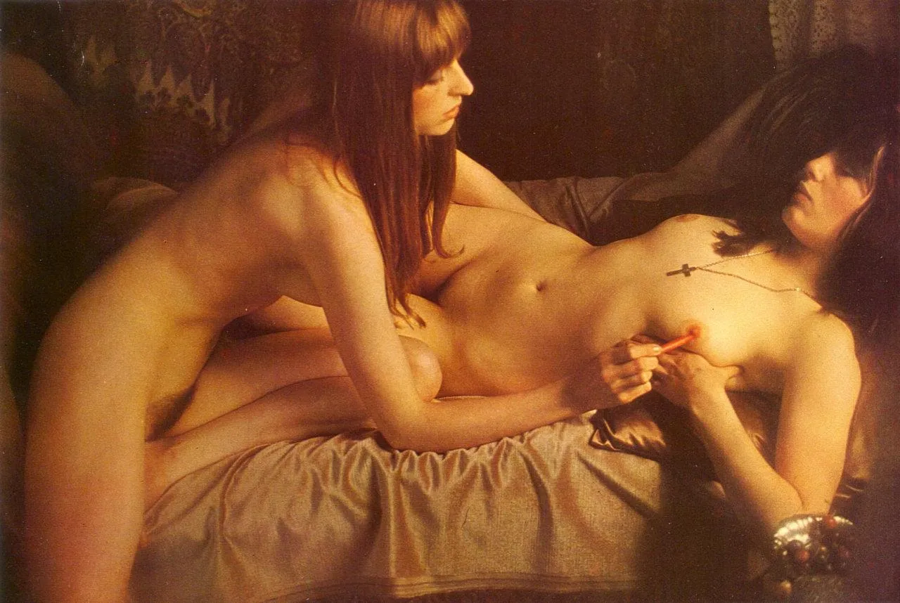 Ladies in Waiting (Club International 1975)