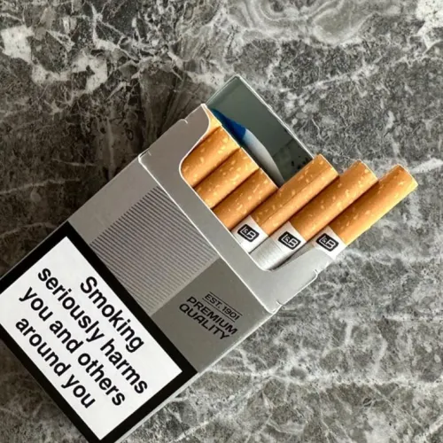 Lambert & Butler packs (UK) Just before branding ban 2017