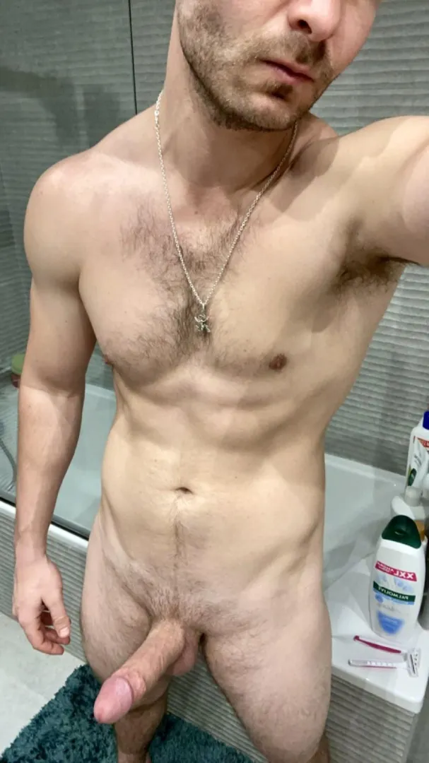 Late night going home alone vibes