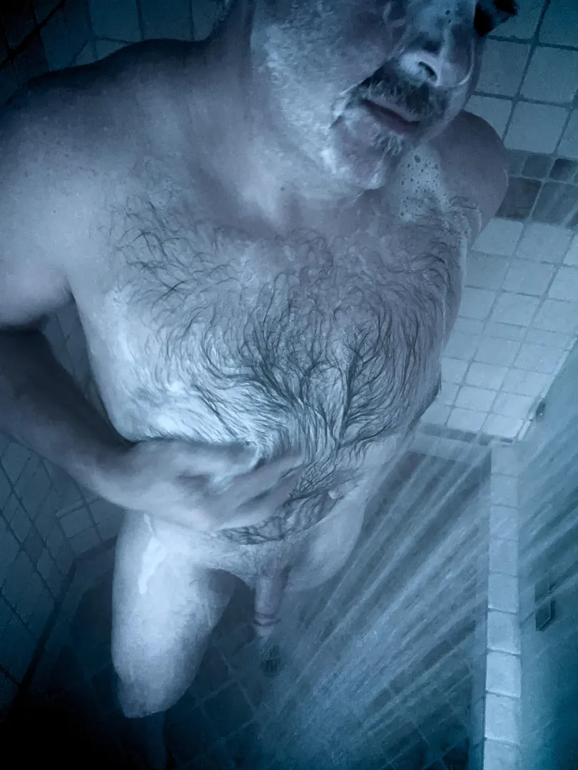 Lathered Up in Blue (mlgw)