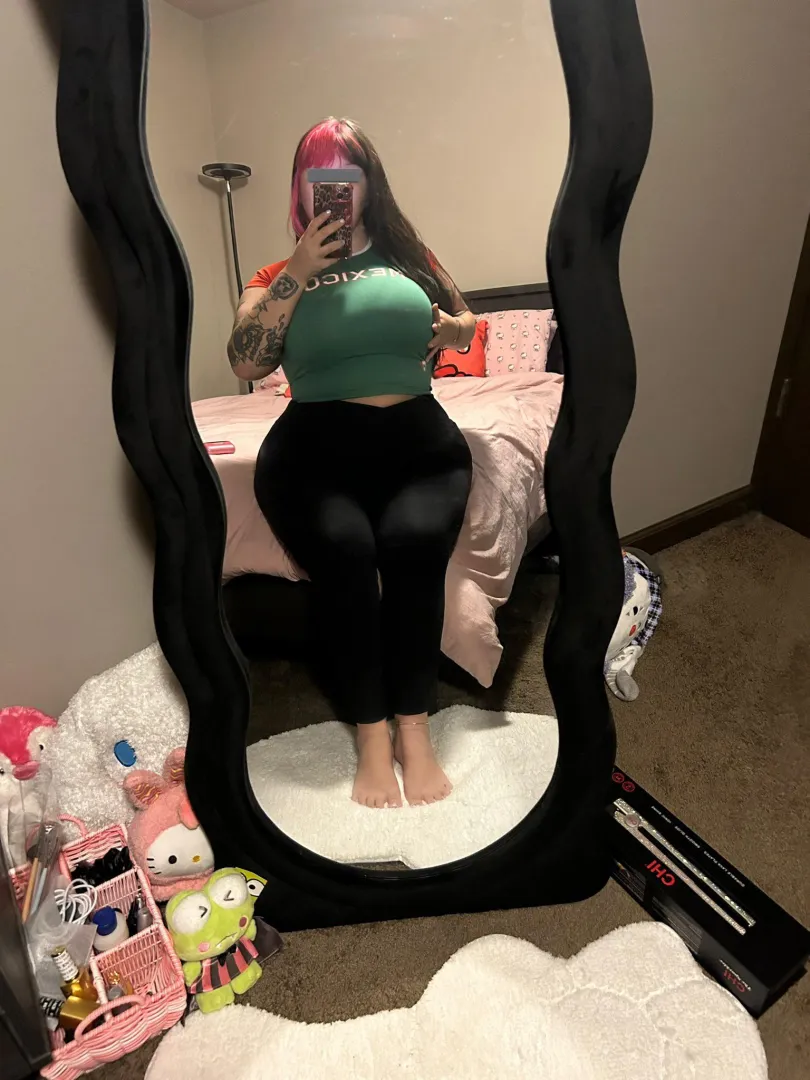 latina lovers to the front ❤️‍