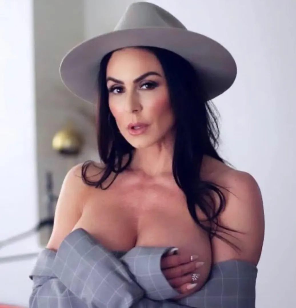 Leave your hat on