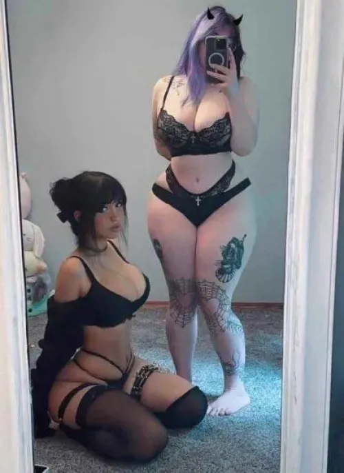 Left or right? Upvote for both ;)