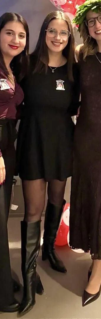 Legs and boots🥵