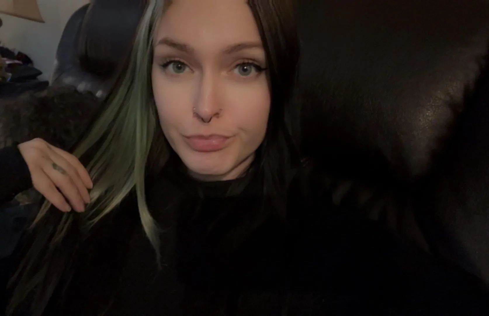 Let me be the one thing that makes you smile every morning. I want to giggle with you, create inside jokes, tell you the things that excite me and be a place for you to tell me too. Cuddle up and text and watch shows and make you feel special 