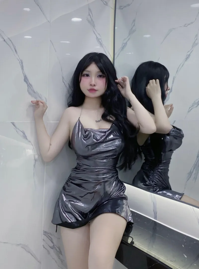 let me humiliate you, laugh at you, and step on you, baby