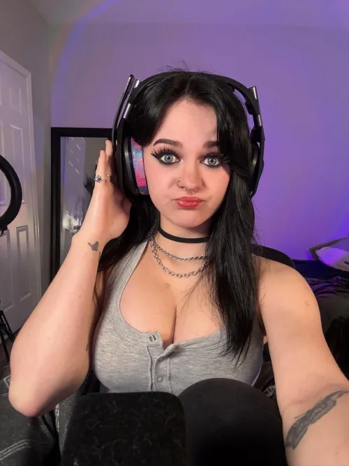 let me make your controller sticky lol