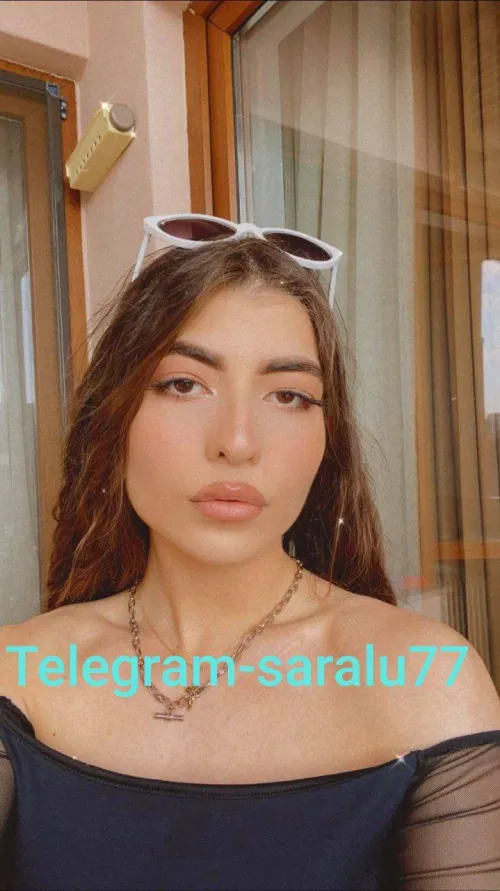 Let these perfect lips seduce you