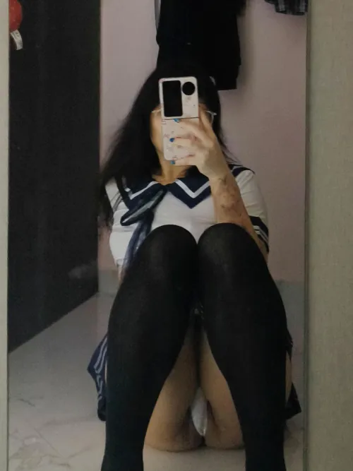 lets sneak off after class, dont tell teacher!