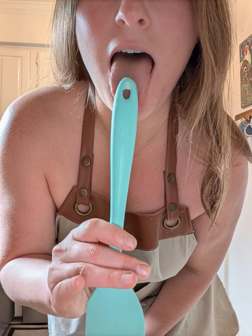 Licking my cum off the spatula
