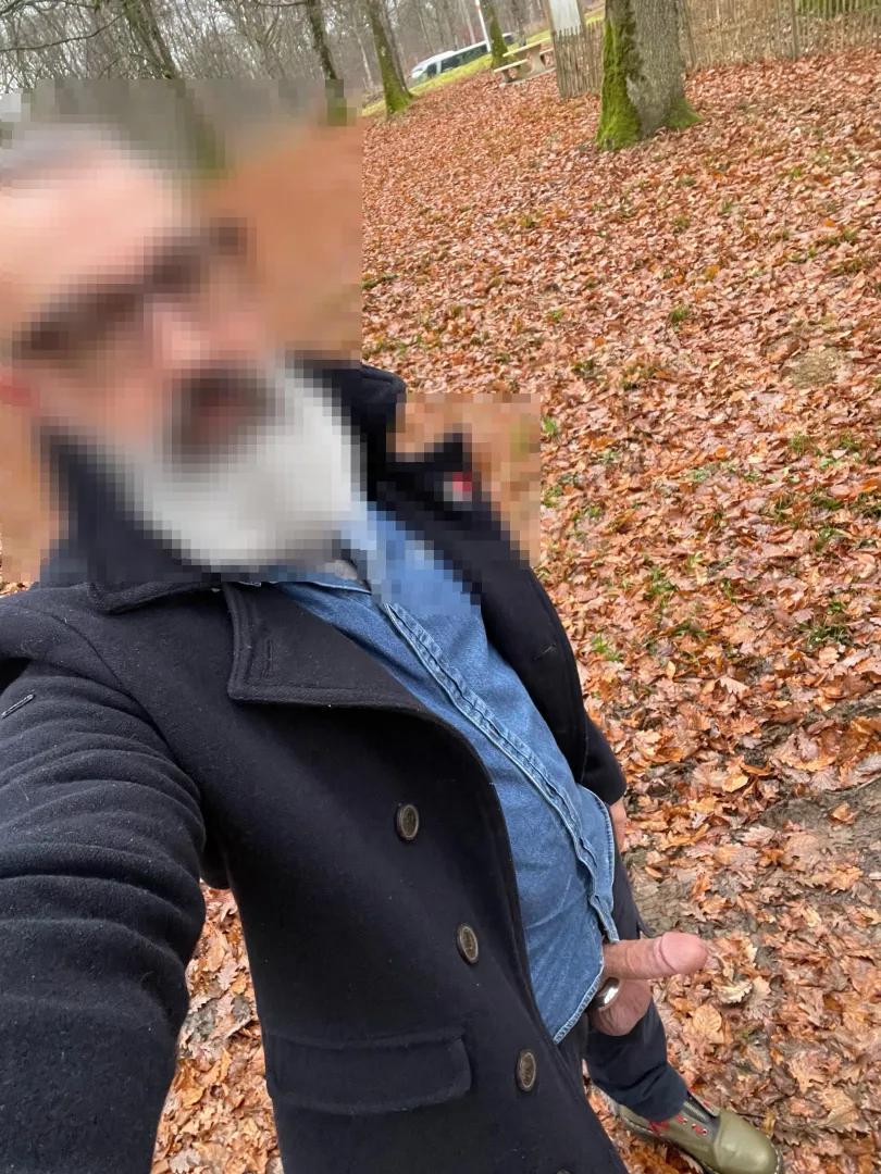 Little break on the highway rest area