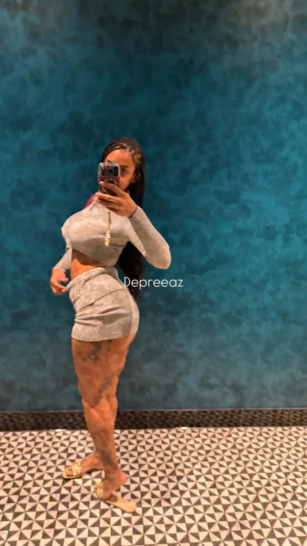 Live today from 10am until 2pm!! https://dariadepree.cammodels.com