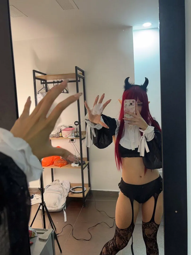 Liz kyun [My Dress Up Darling] by Yumi