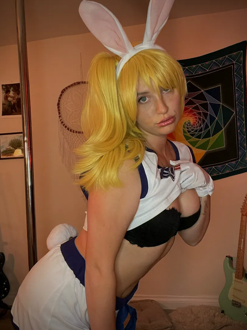 Lola Bunny by Willow