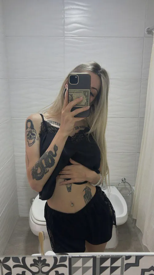 Longing for closeness and good vibes.